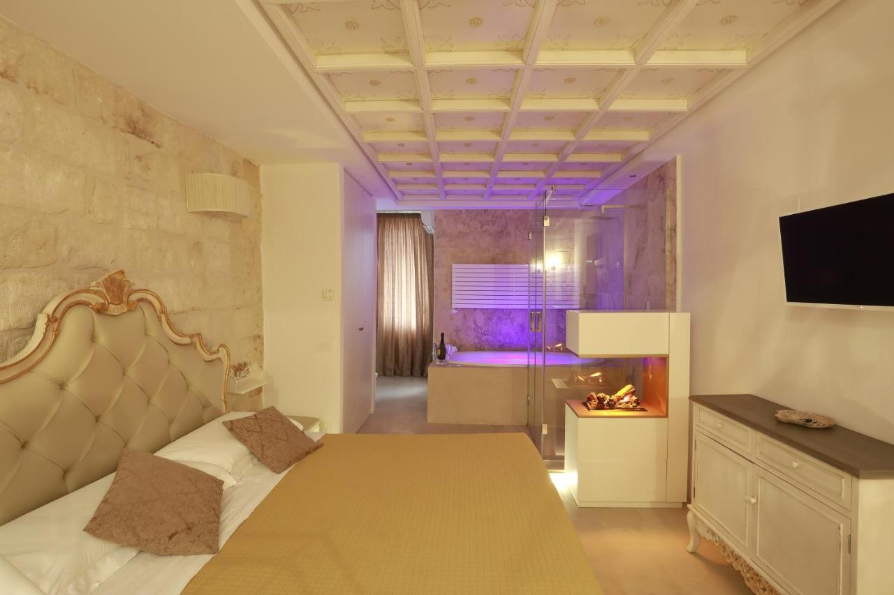 Palazzo Stapane Home Suite 9 - Luxury Living Monopoli Exterior foto
