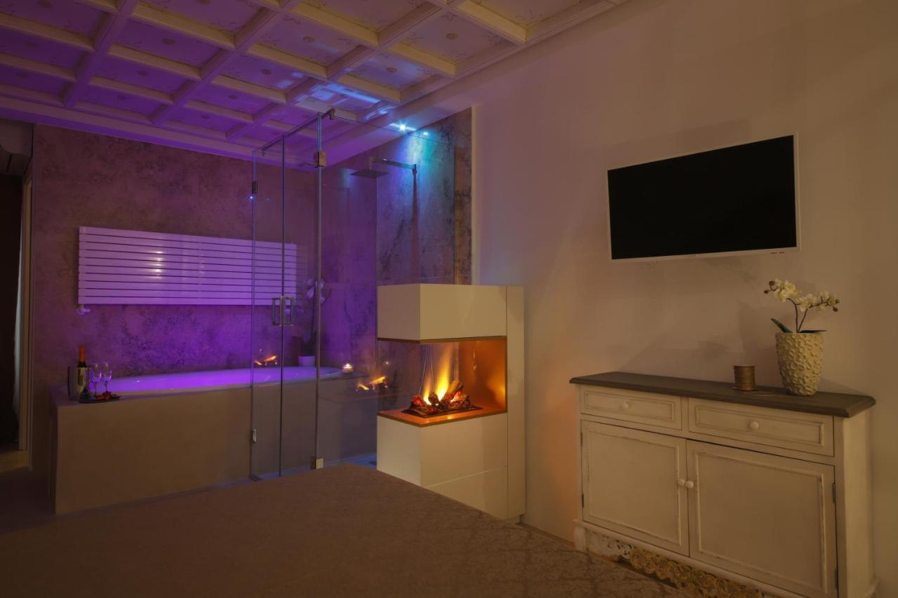 Palazzo Stapane Home Suite 9 - Luxury Living Monopoli Exterior foto